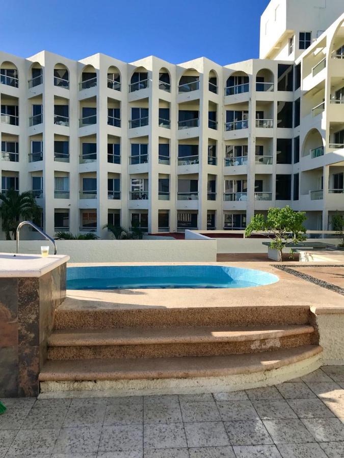 Increible Departamento Con La Mejor Playa Apartment Cancún Exterior foto